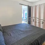 1 Bedroom Stunning In *
